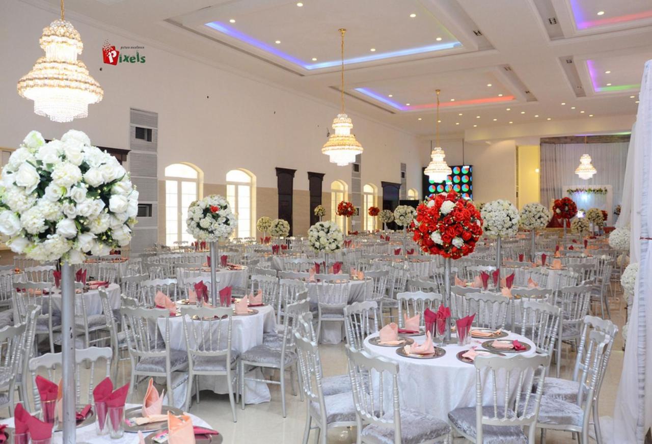 Room In Lodge - World Lilies Hotel Events Place Ibadan Exterior photo